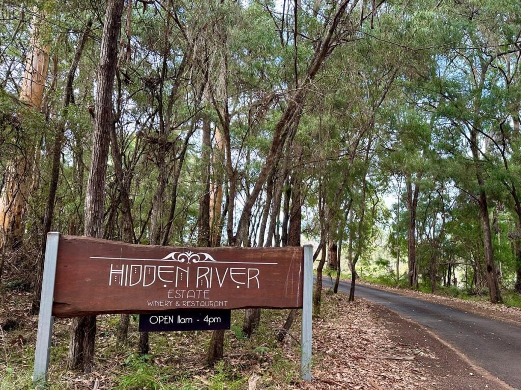 Hidden River estate windery